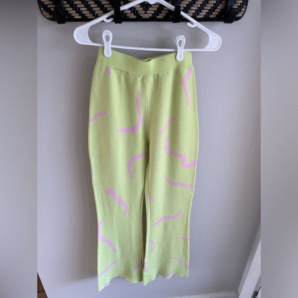 White Fox Knitted Flare Pants - Lime Green + Pink Retro Squiggle Pattern - Small - Picture 10 of 14